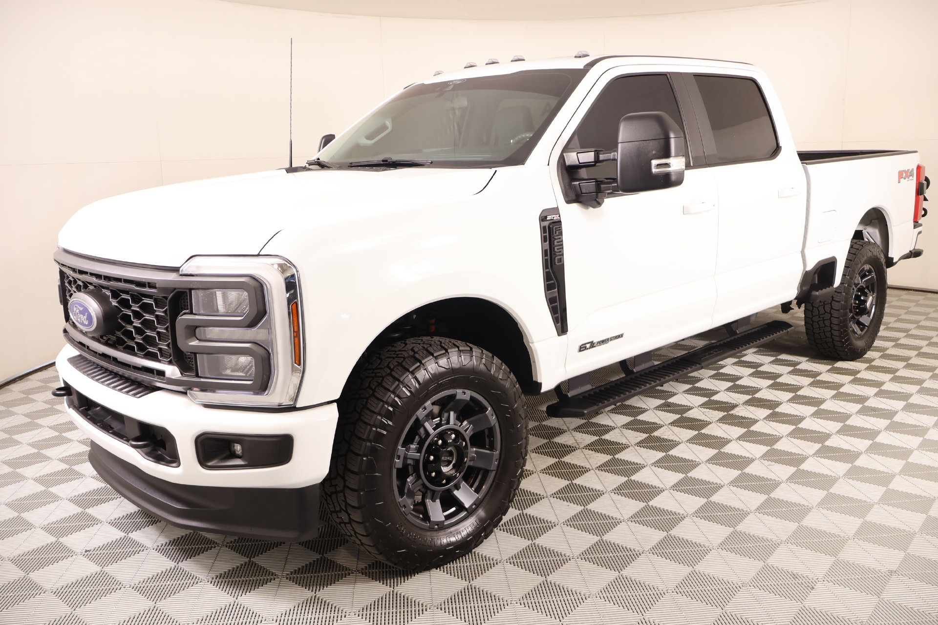Used 2025 Ford F250 XL w/ STX Appearance Package AWD/4WD image 9