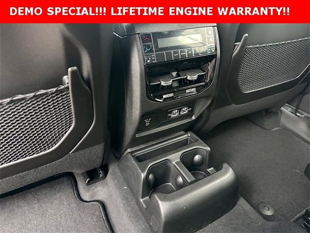 New 2025 Jeep Grand Cherokee L Limited w/ Black Appearance Package image 20
