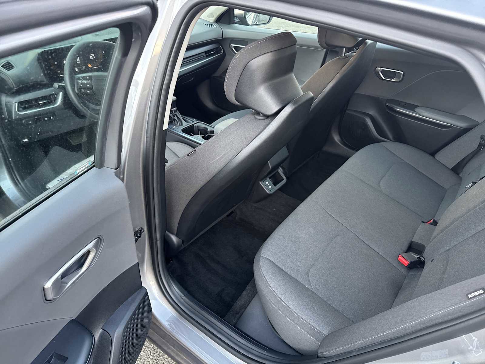 Used 2025 Kia K4 LXS image 9