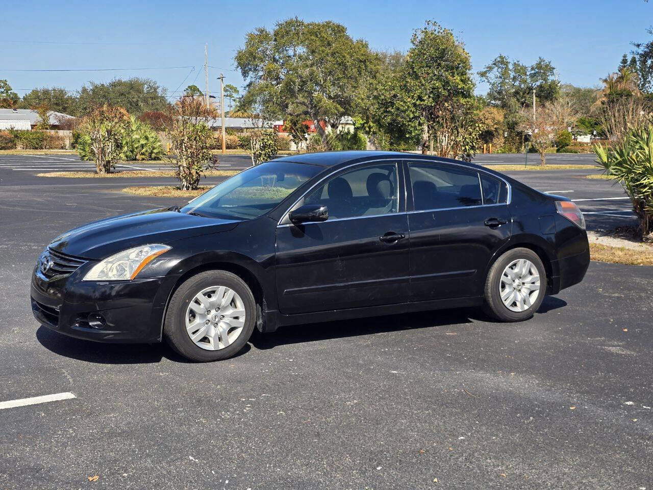 Used 2010 Nissan Altima 2.5 S image 6