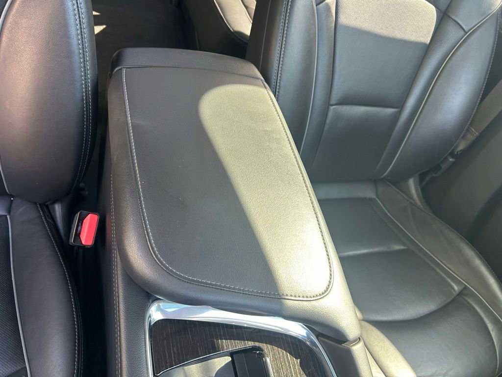 Used 2021 Buick Enclave Avenir w/ Avenir Technology Package FWD image 39