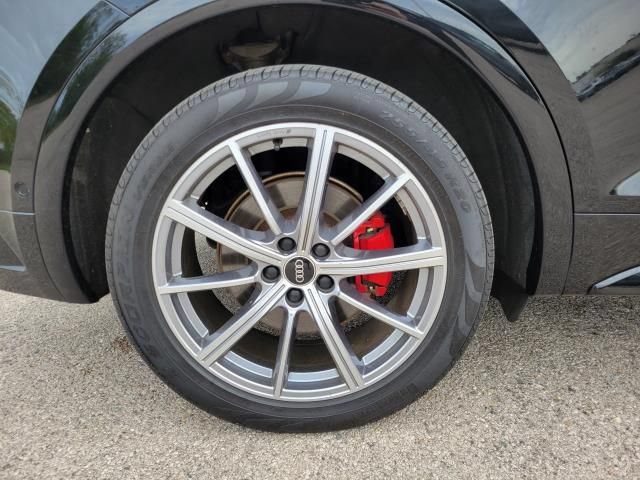 Used 2024 Audi Q5 e Prestige w/ Prestige Package AWD/4WD image 5