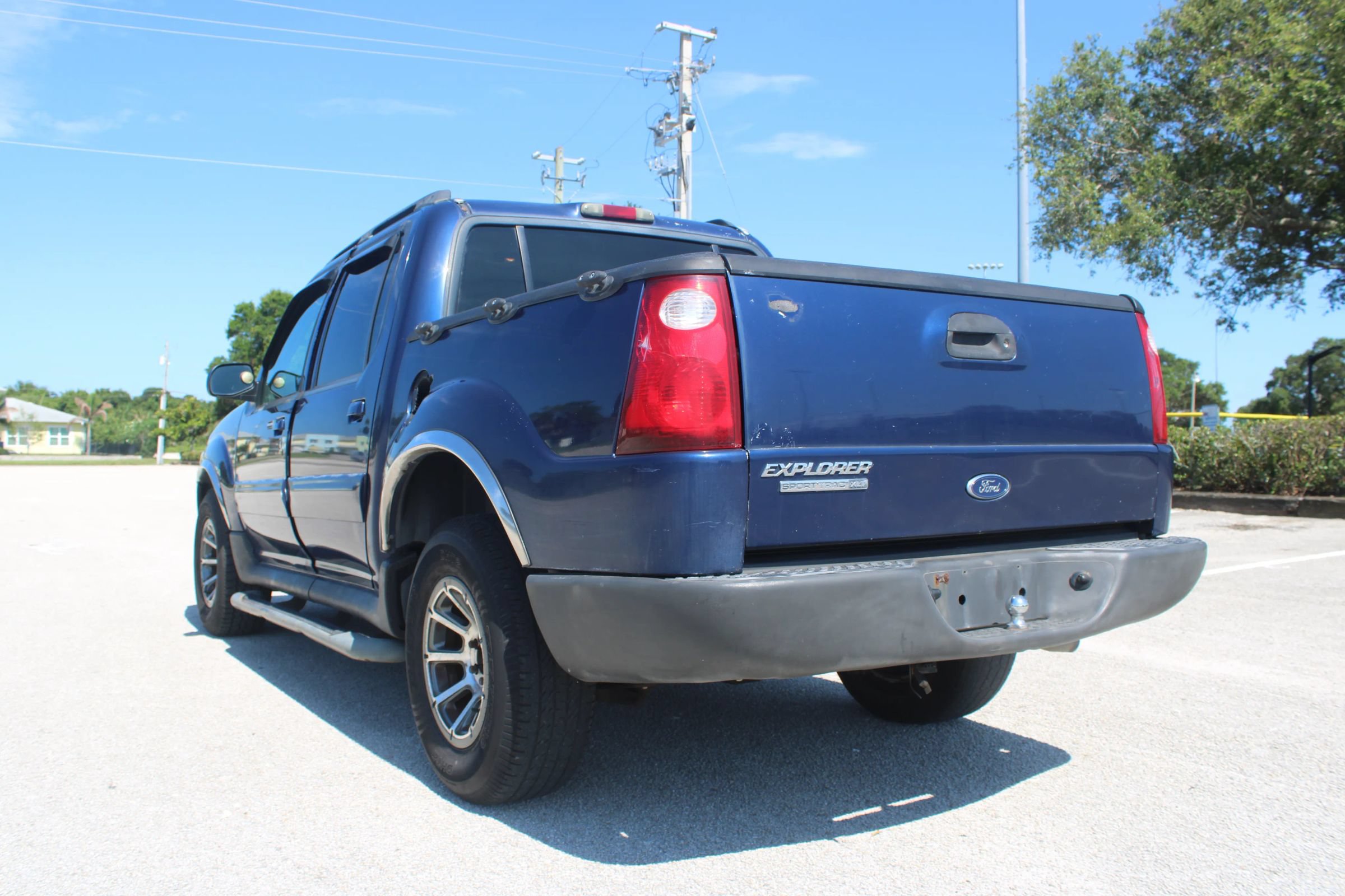 Used 2005 Ford Explorer Sport Trac XLT RWD image 9