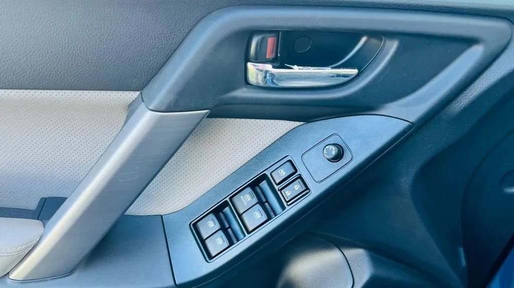 Used 2016 Subaru Forester 2.5i Limited image 22