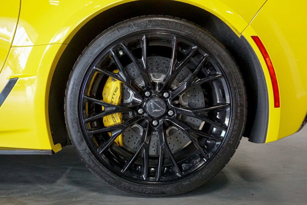 Used 2017 Chevrolet Corvette Z06 RWD image 70