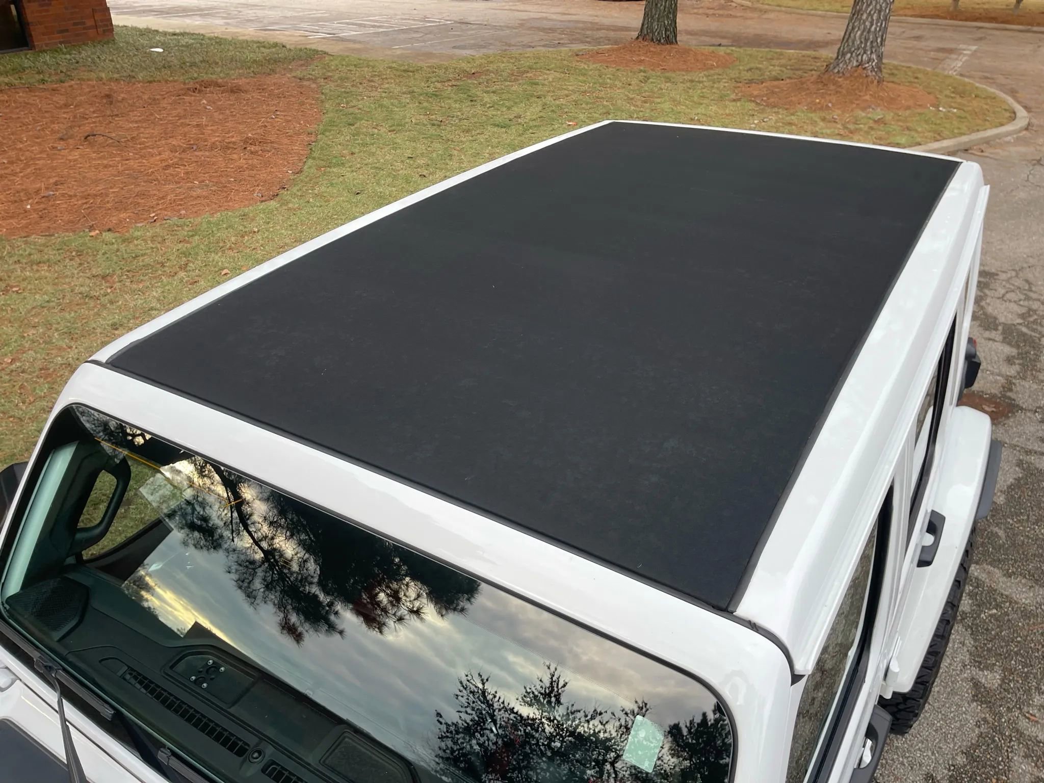 Used 2024 Jeep Wrangler Unlimited Rubicon 392 image 16