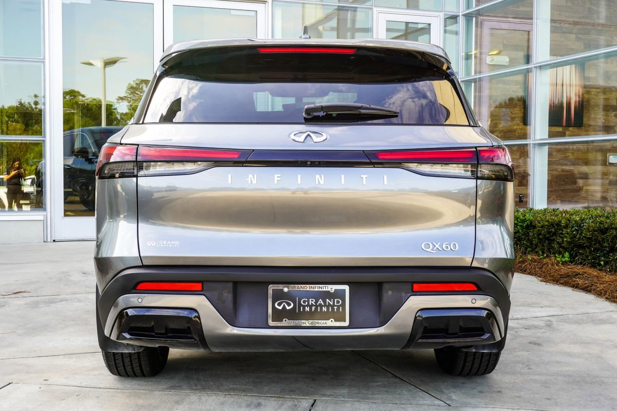 Certified 2024 INFINITI QX60 Pure image 11