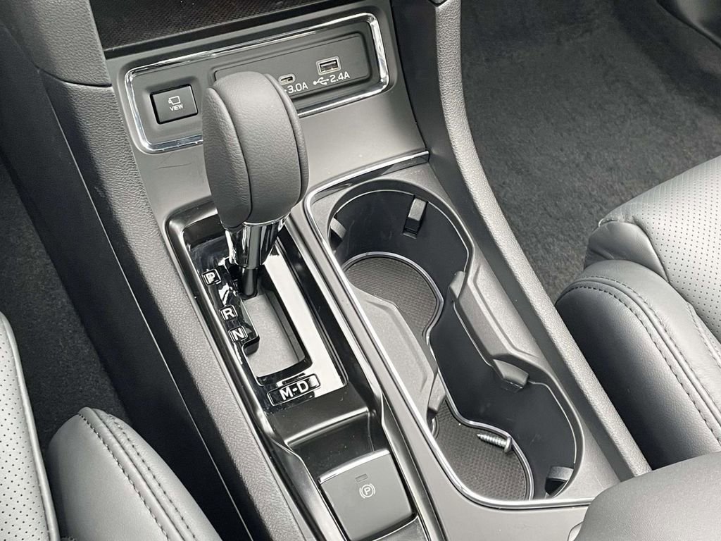 Certified 2025 Subaru Ascent Bronze Edition w/ Onyx Package image 26