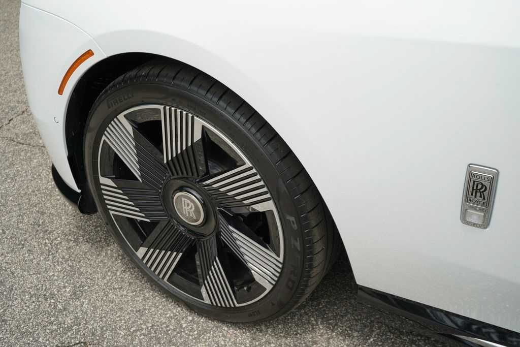 New 2024 Rolls-Royce Spectre w/ Spectre Launch Package AWD/4WD image 25