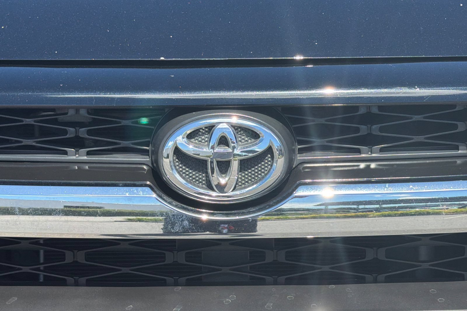 Used 2019 Toyota 4Runner Limited AWD/4WD image 38