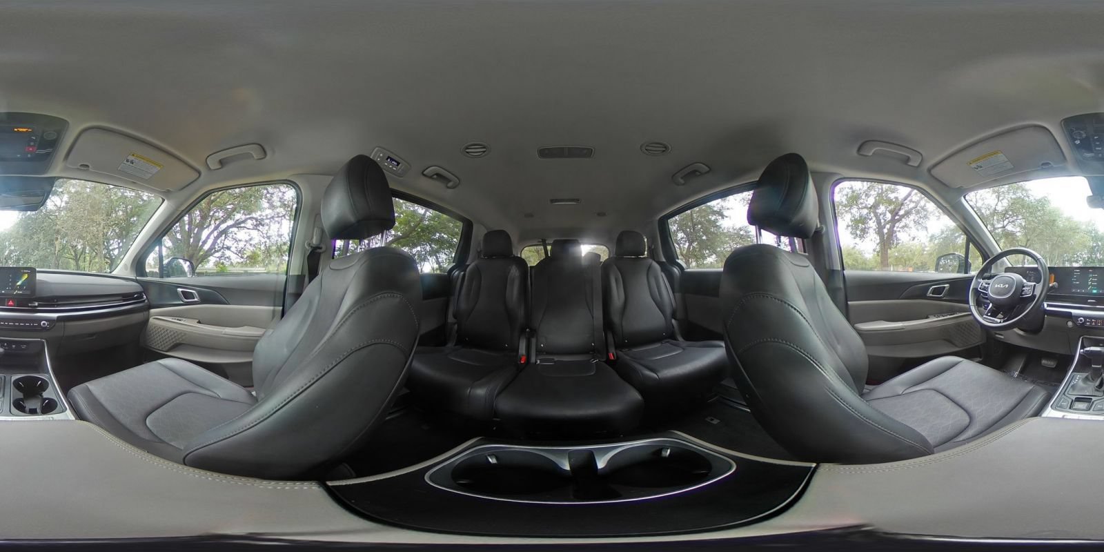 Used 2026 Kia Carnival FWD image 44