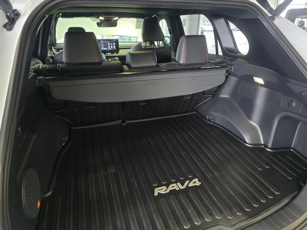 Used 2024 Toyota RAV4 XSE w/ Weather Package image 17