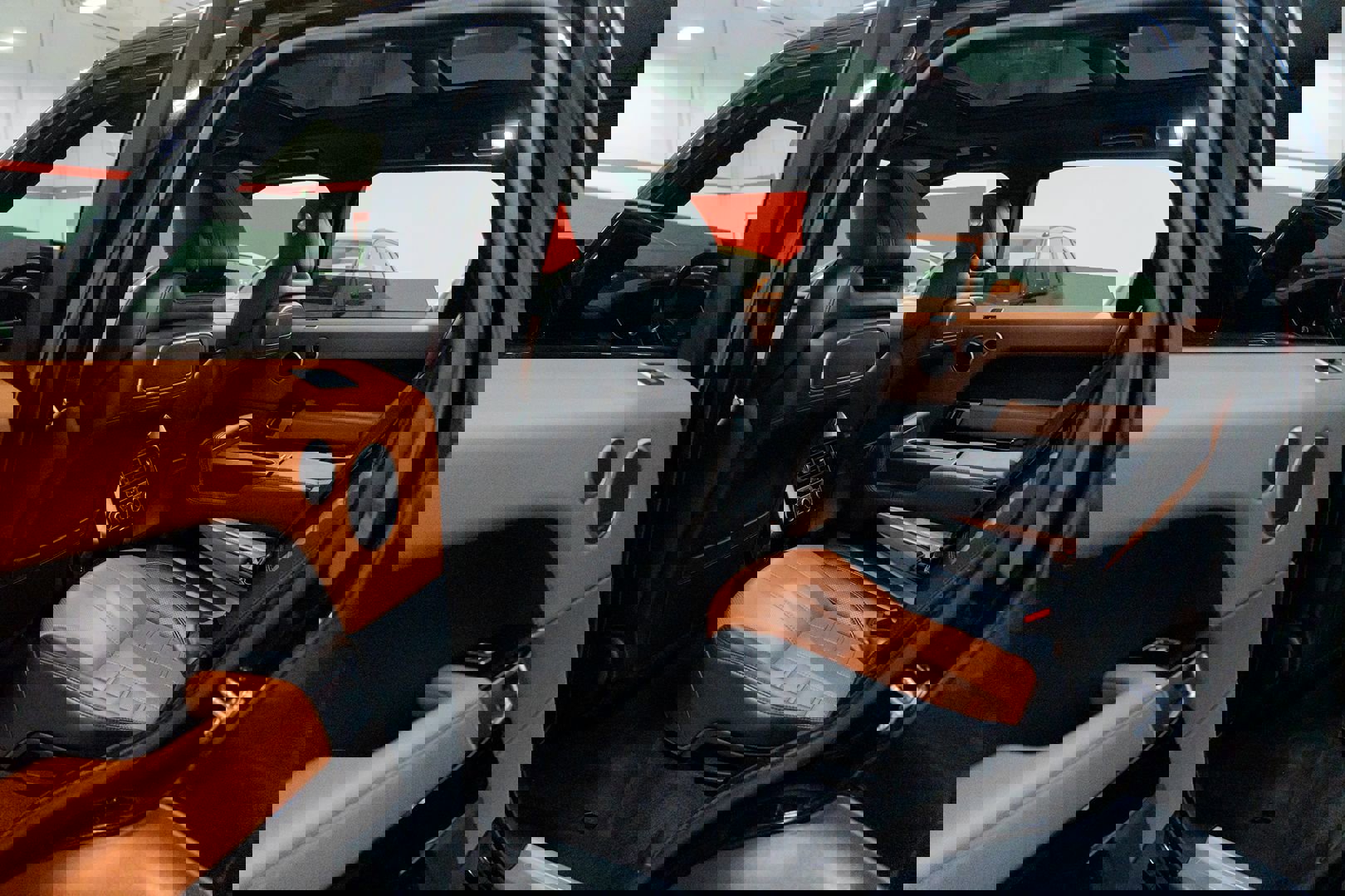 Used 2017 Land Rover Range Rover Sport Autobiography image 16