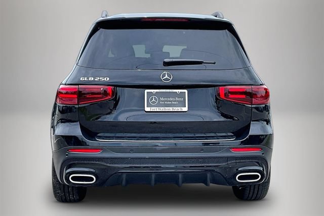 Used 2024 Mercedes-Benz GLB 250 image 6