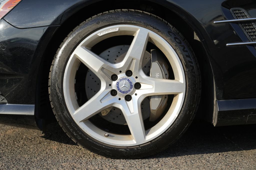 Used 2014 Mercedes-Benz SL 550 image 13