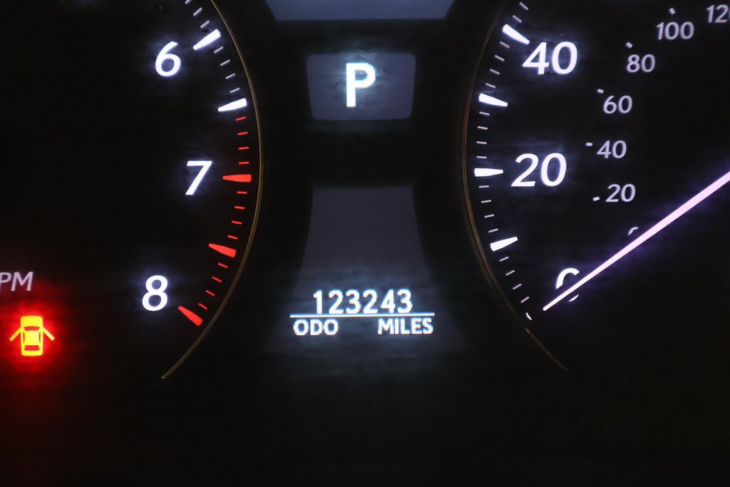 Used 2012 Lexus LS 460 w/ Comfort Pkg RWD image 17