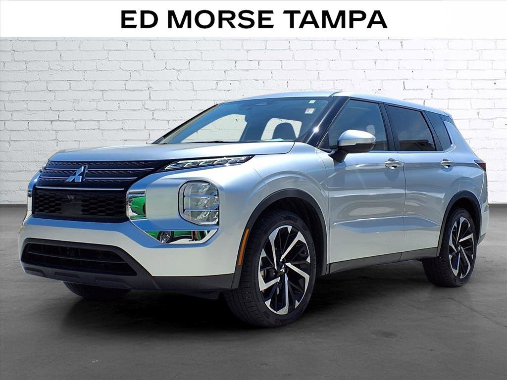 Used 2022 Mitsubishi Outlander ES image 1