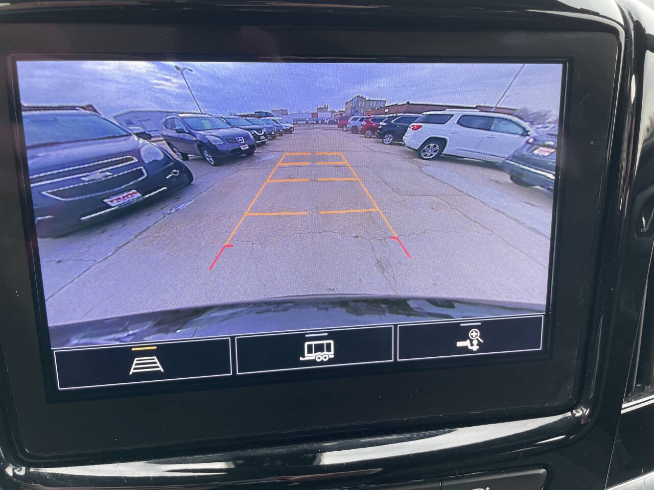 Used 2022 Chevrolet Traverse LT AWD/4WD image 26
