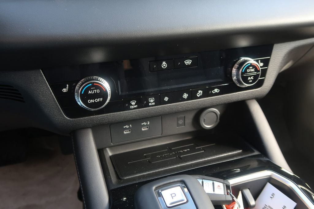 New 2026 Mitsubishi Outlander Trail Edition image 39