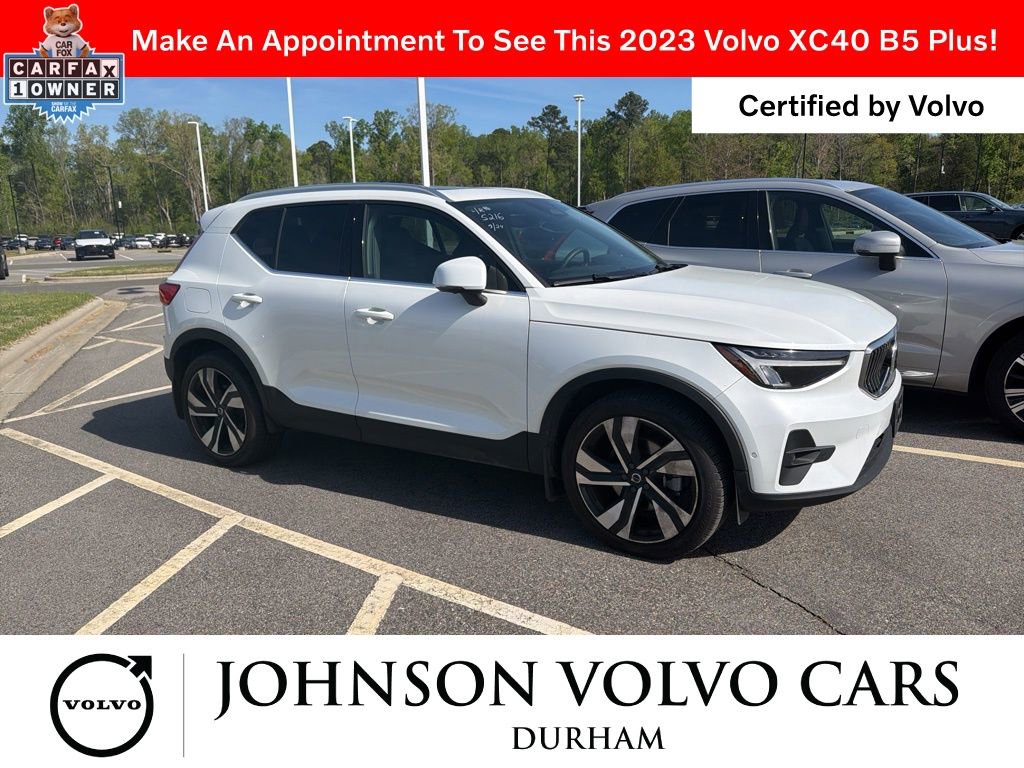 Used 2023 Volvo XC40 B5 Plus w/ Driver Assist Package image 2