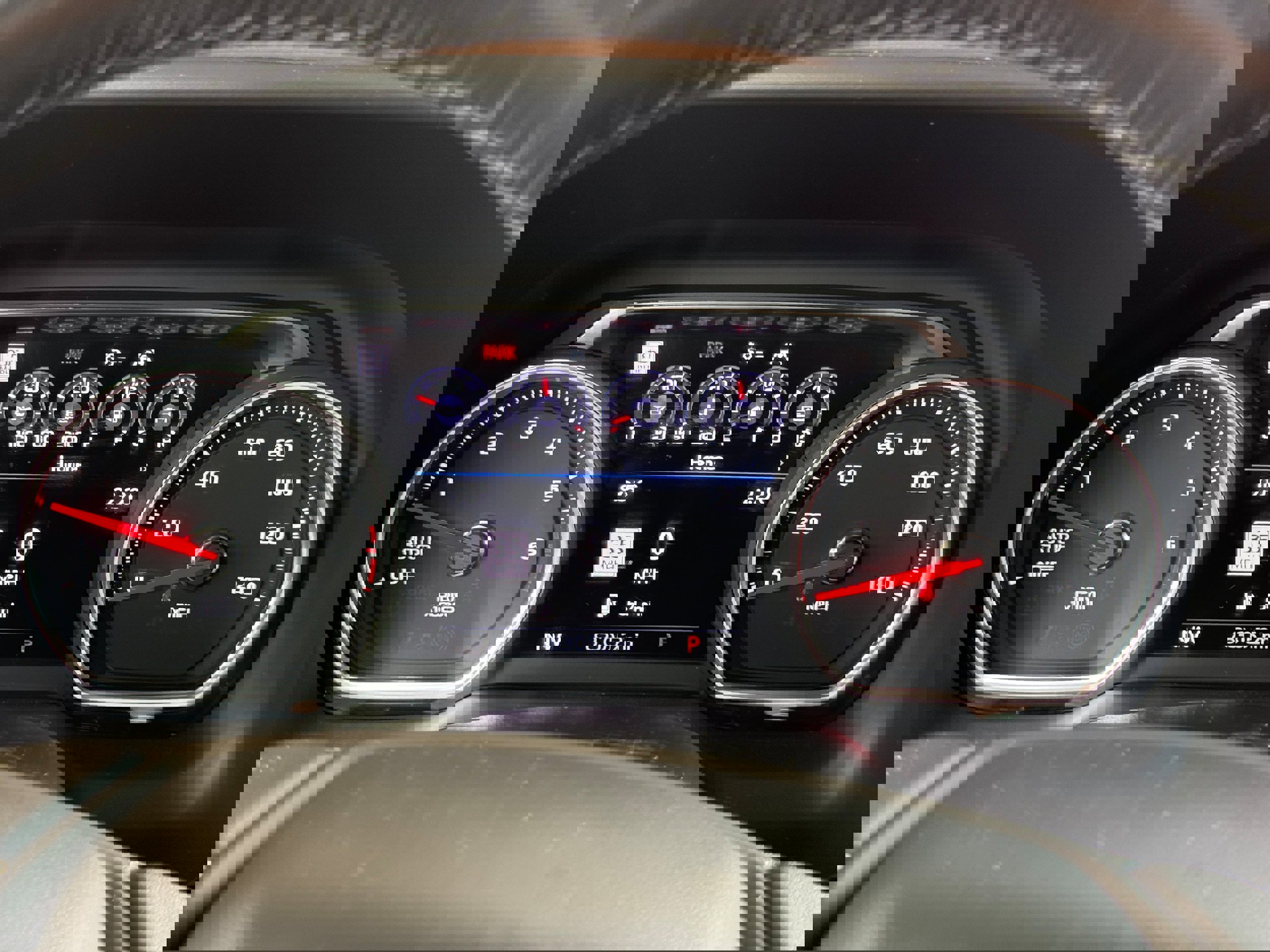 Used 2021 Chevrolet Tahoe High Country w/ Premium Package image 29