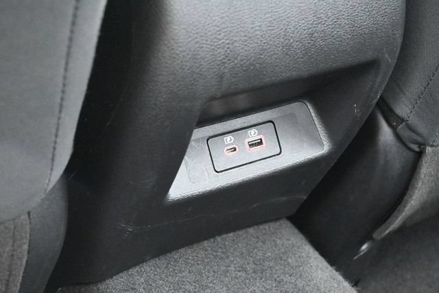 Used 2025 Nissan Altima 2.5 SV FWD image 41