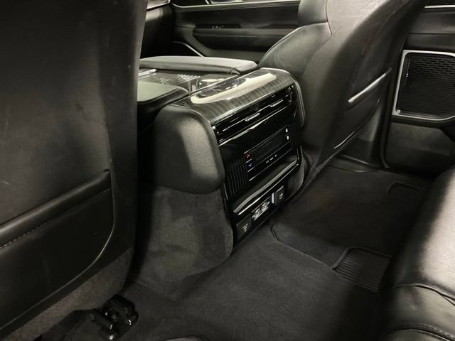 Used 2022 Jeep Wagoneer Series II w/ Rear Seat Video Group 1 AWD/4WD image 15