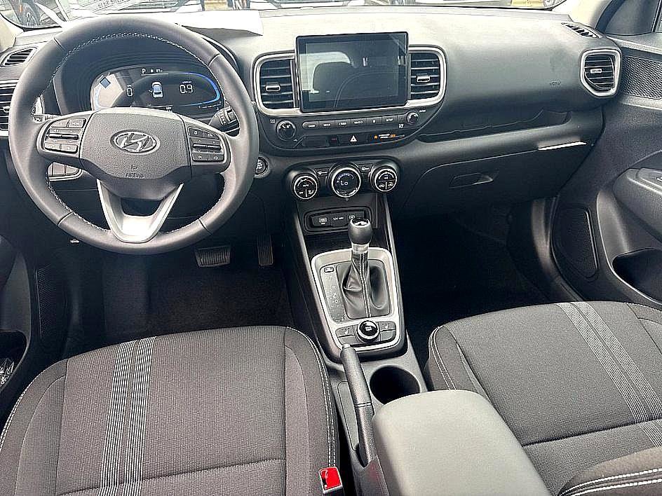 New 2026 Hyundai Venue SEL image 6