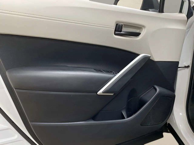 Used 2024 Toyota Corolla Cross L FWD image 26
