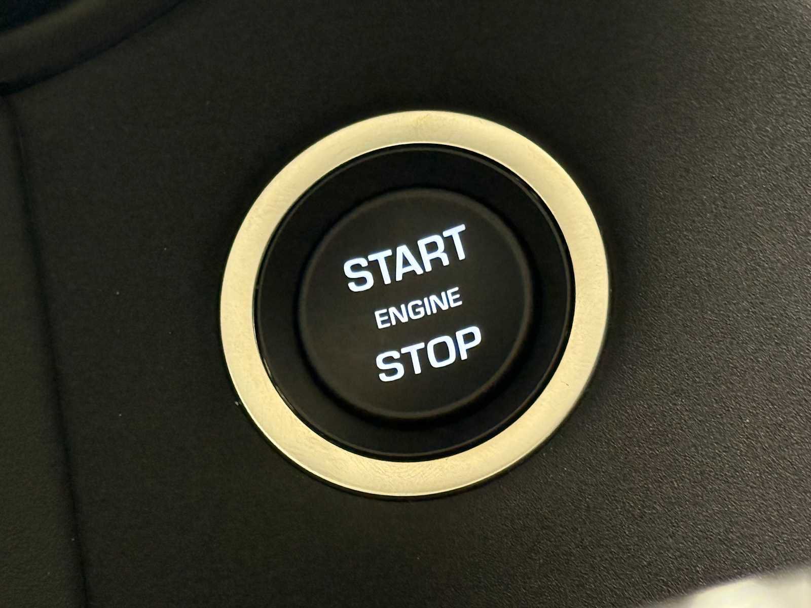 Used 2026 Land Rover Range Rover Velar Dynamic SE image 33