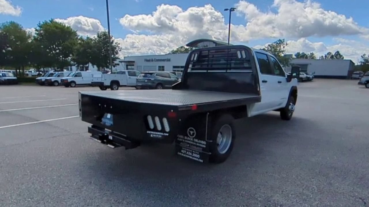 New 2025 GMC Sierra 3500 Pro w/ Convenience Package AWD/4WD image 8