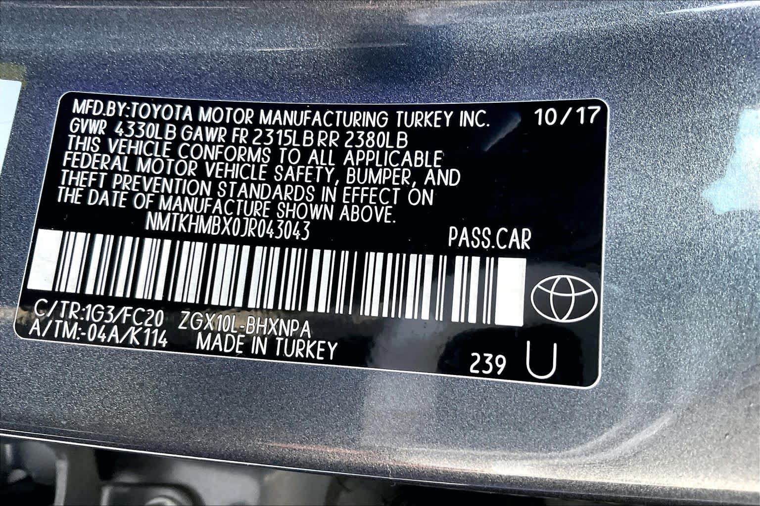 Used 2018 Toyota C-HR XLE FWD image 34