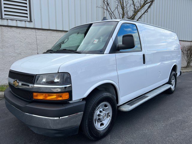 Used 2022 Chevrolet Express 2500 w/ Driver Convenience Package image 7