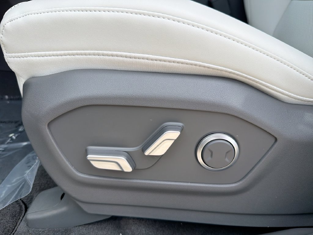 New 2026 Hyundai Santa Fe SEL AWD/4WD image 14