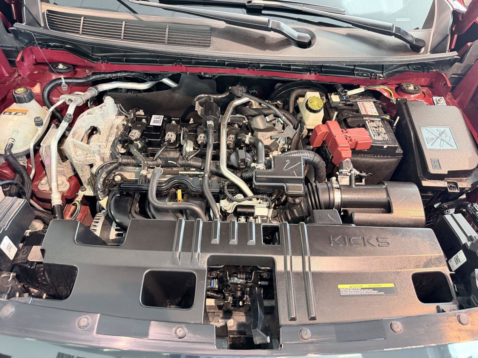 Used 2025 Nissan Kicks SR AWD/4WD image 49