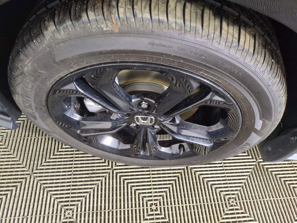 Certified 2025 Honda Accord SE image 32