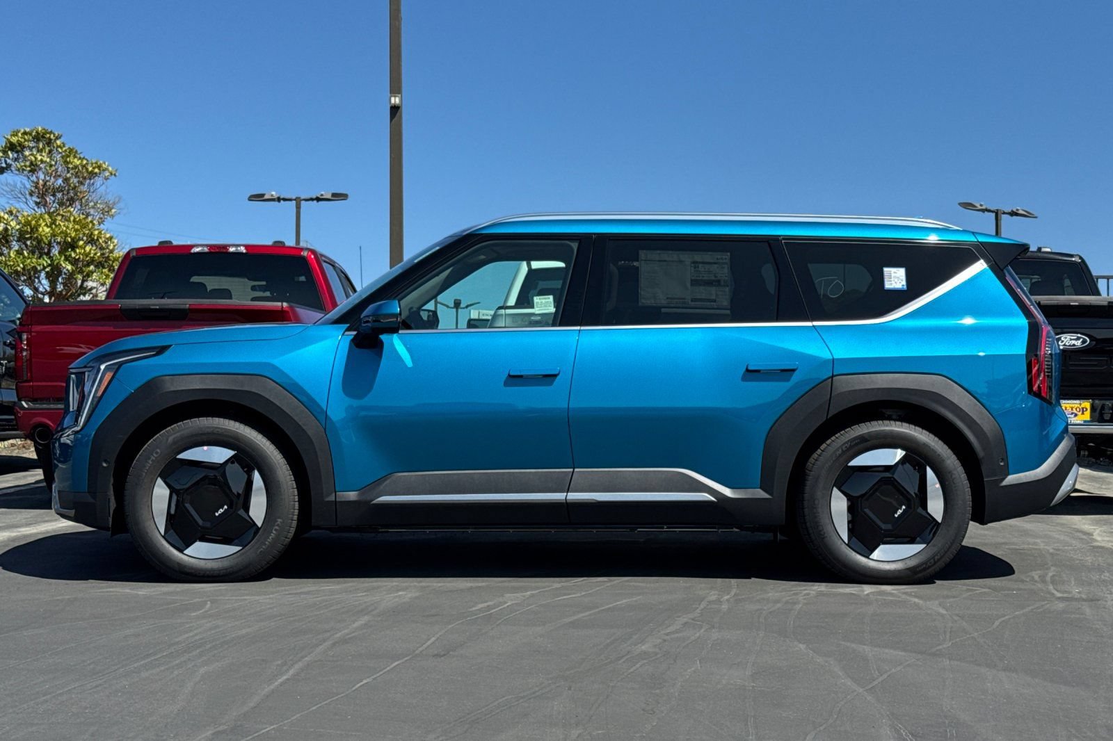New 2026 Kia EV9 Wind AWD/4WD image 7
