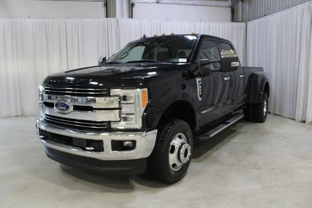 Used 2019 Ford F350 Lariat w/ Lariat Ultimate Package AWD/4WD image 24
