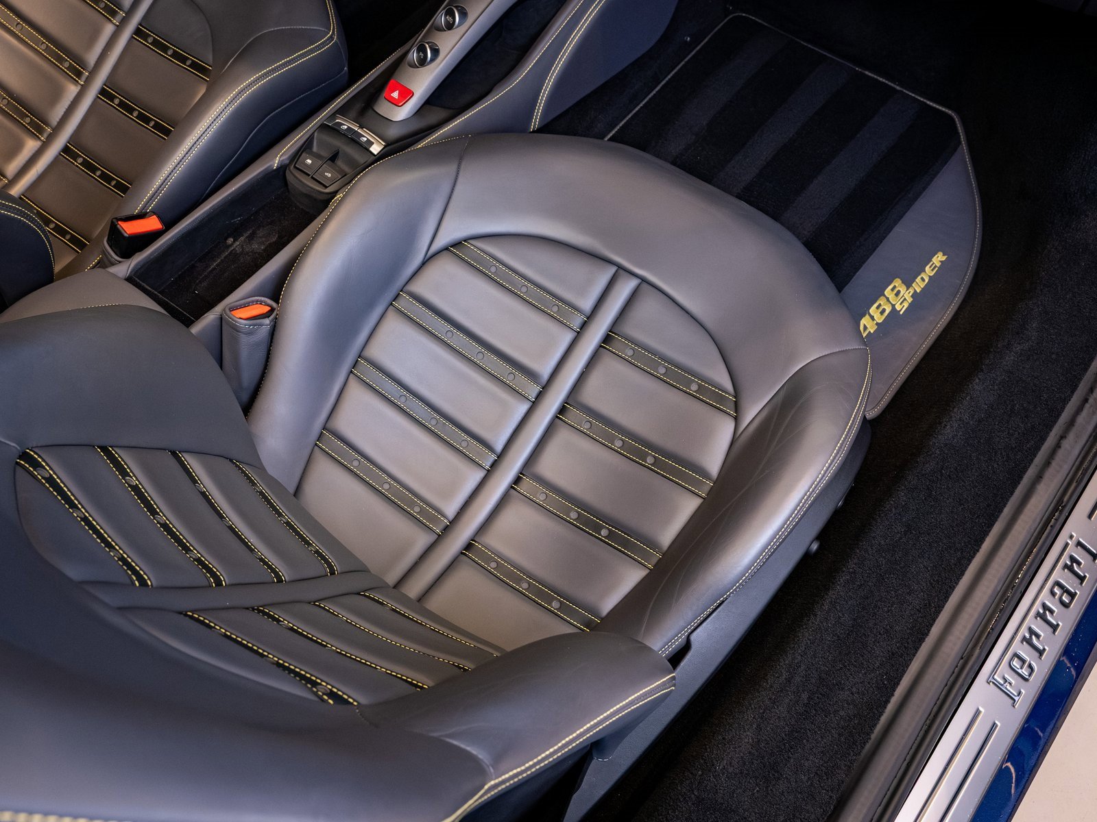 Used 2017 Ferrari 488 Spider image 20