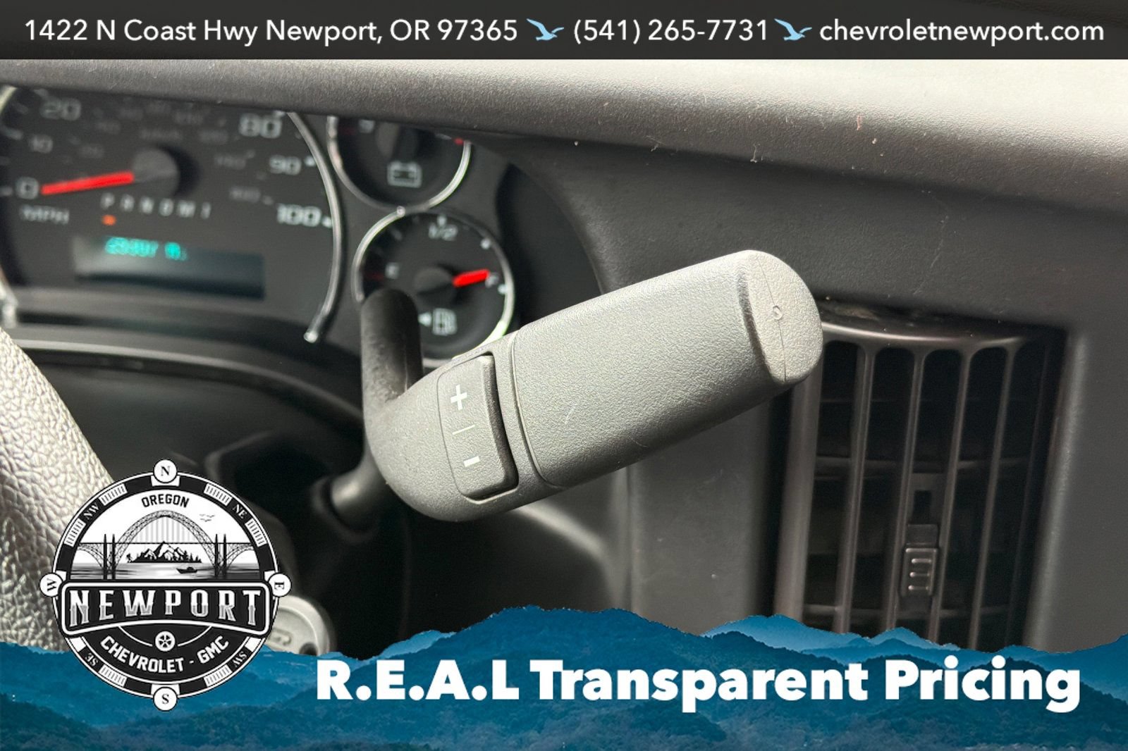 Used 2024 Chevrolet Express 3500 LT w/ LT Preferred Equipment Group RWD image 22
