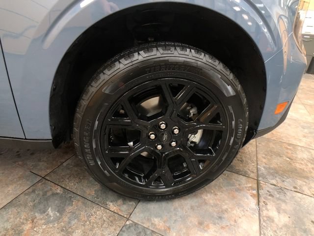 New 2025 Ford Maverick XLT w/ XLT Luxury Package AWD/4WD image 9