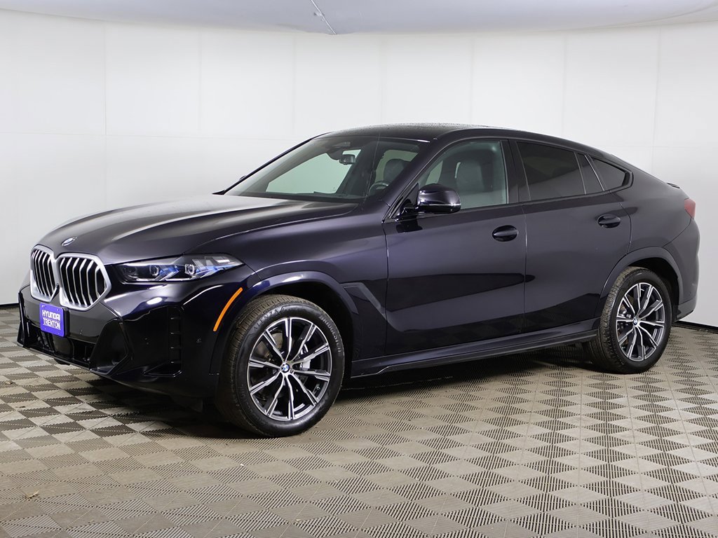 Used 2025 BMW X6 xDrive40i w/ Climate Comfort Package image 12