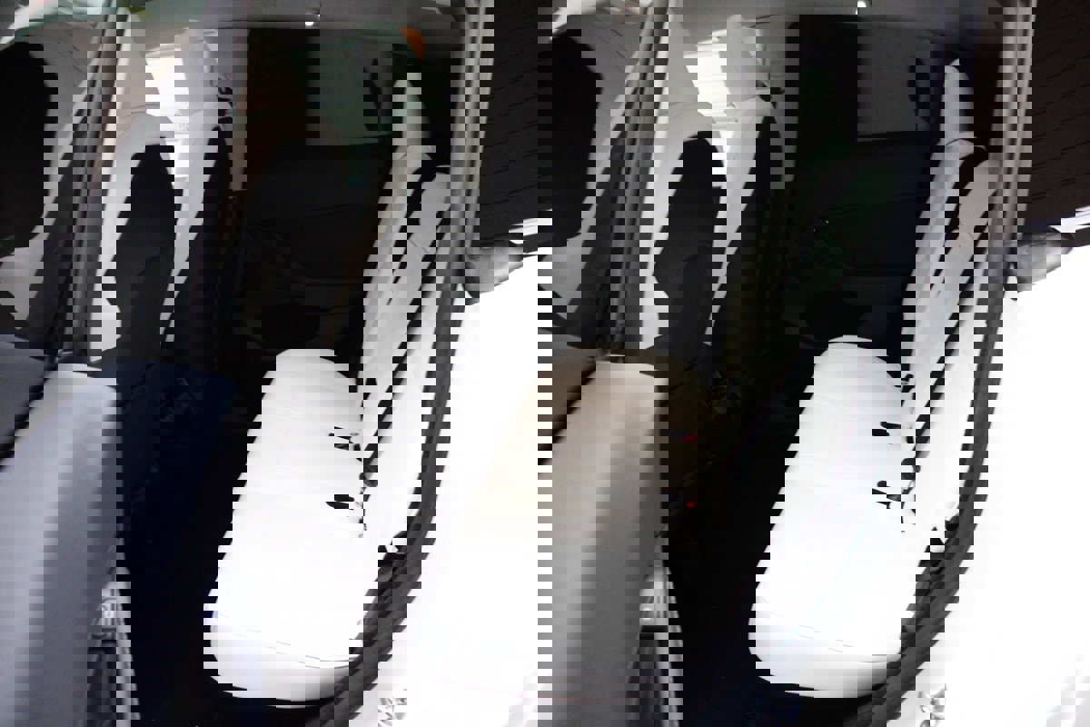 Used 2024 Tesla Model Y Long Range image 21