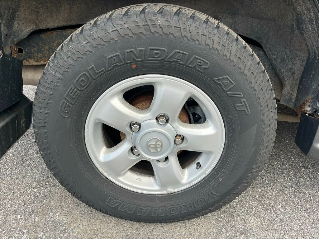 Used 2000 Toyota Land Cruiser AWD/4WD image 16