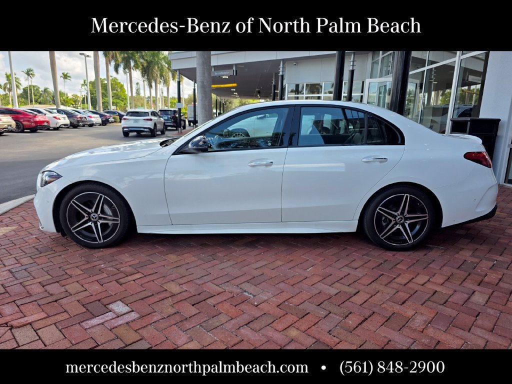 Used 2023 Mercedes-Benz C 300 4MATIC Sedan image 3