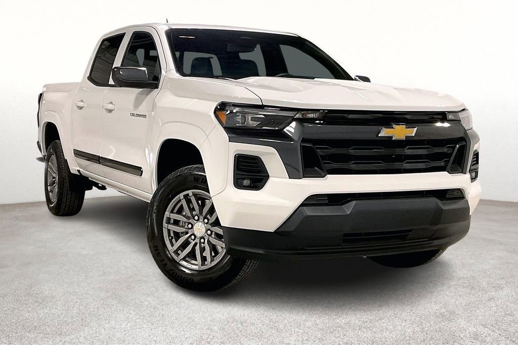 Used 2025 Chevrolet Colorado LT w/ LT Convenience Package image 1