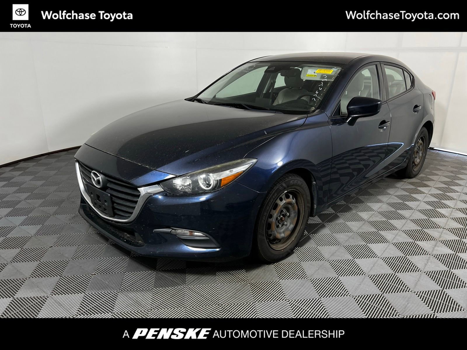 Used 2018 MAZDA MAZDA3 Sport FWD image 1