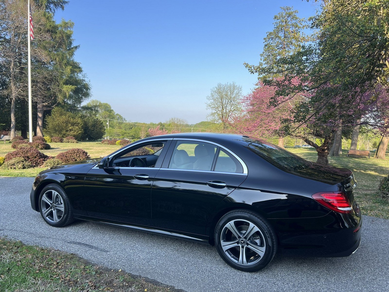 Used 2019 Mercedes-Benz E 300 4MATIC image 7