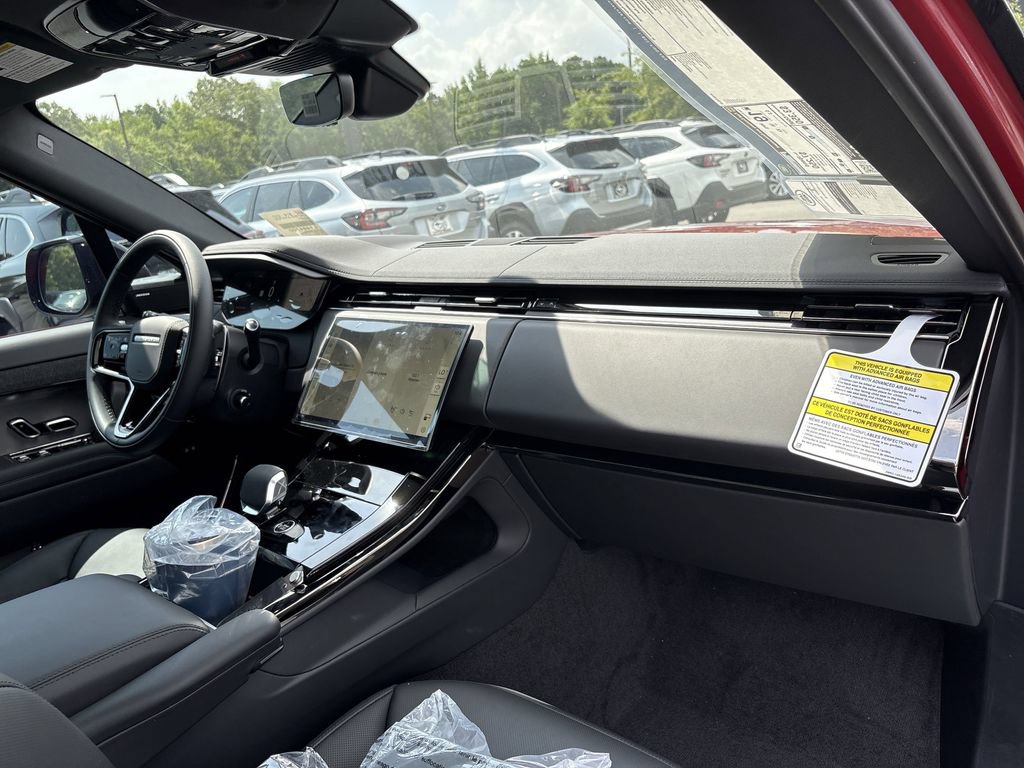 New 2025 Land Rover Range Rover Sport Dynamic SE AWD/4WD image 21
