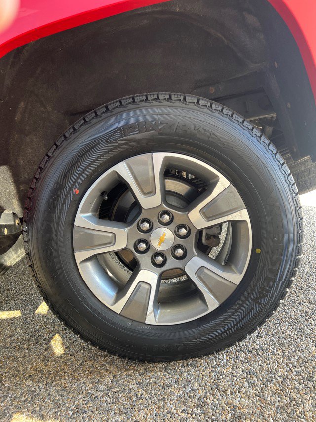 Used 2018 Chevrolet Colorado Z71 image 30